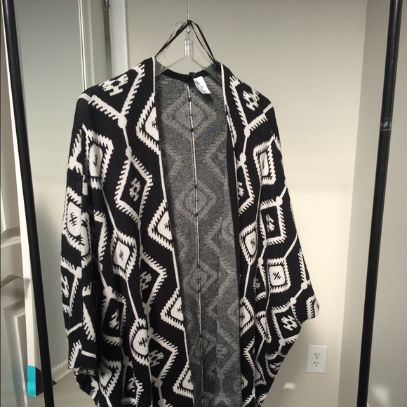 Aztec print sweater - Picture 1 of 4